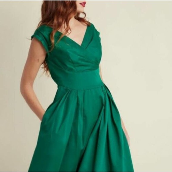 Emily and Fin Dresses & Skirts - Emily & Fin Fit and Flare Florence Dress